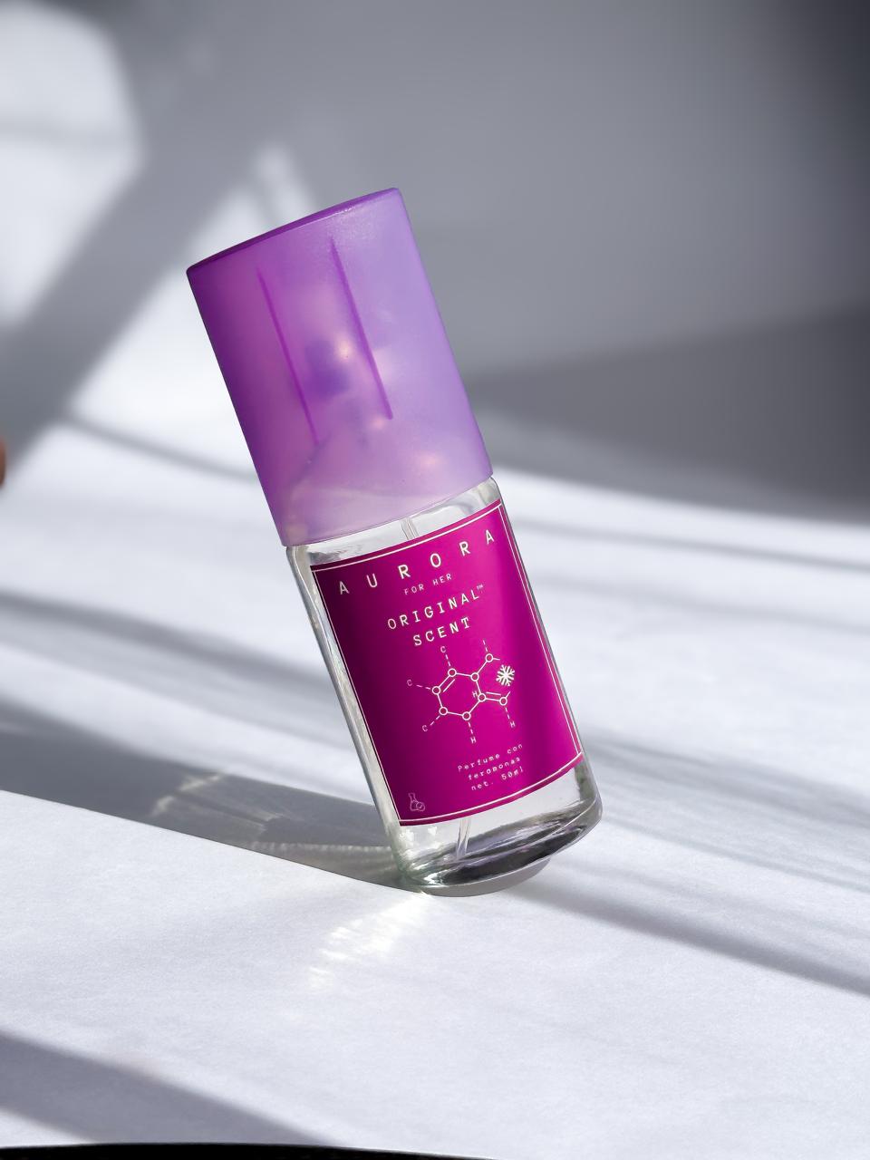 Perfume con Feromonas Mujer / El Secreto de la Atracción